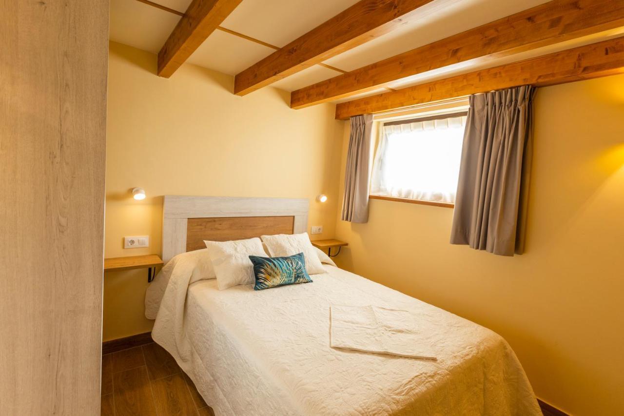 Apartamentos Casona Del Campo นาเวีย ภายนอก รูปภาพ