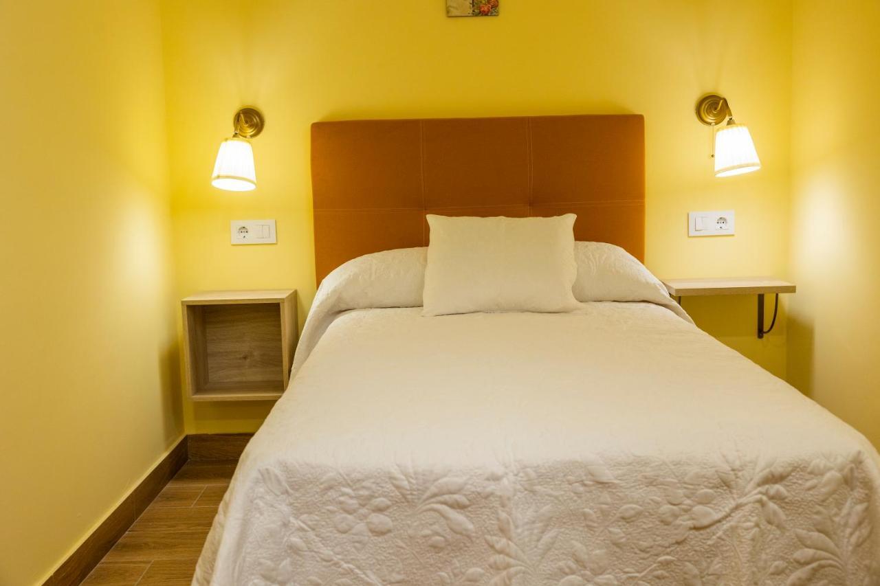 Apartamentos Casona Del Campo นาเวีย ภายนอก รูปภาพ