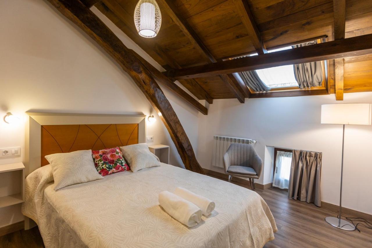 Apartamentos Casona Del Campo นาเวีย ภายนอก รูปภาพ