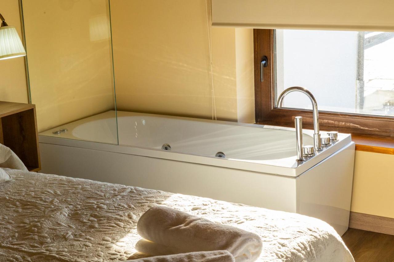 Apartamentos Casona Del Campo นาเวีย ภายนอก รูปภาพ